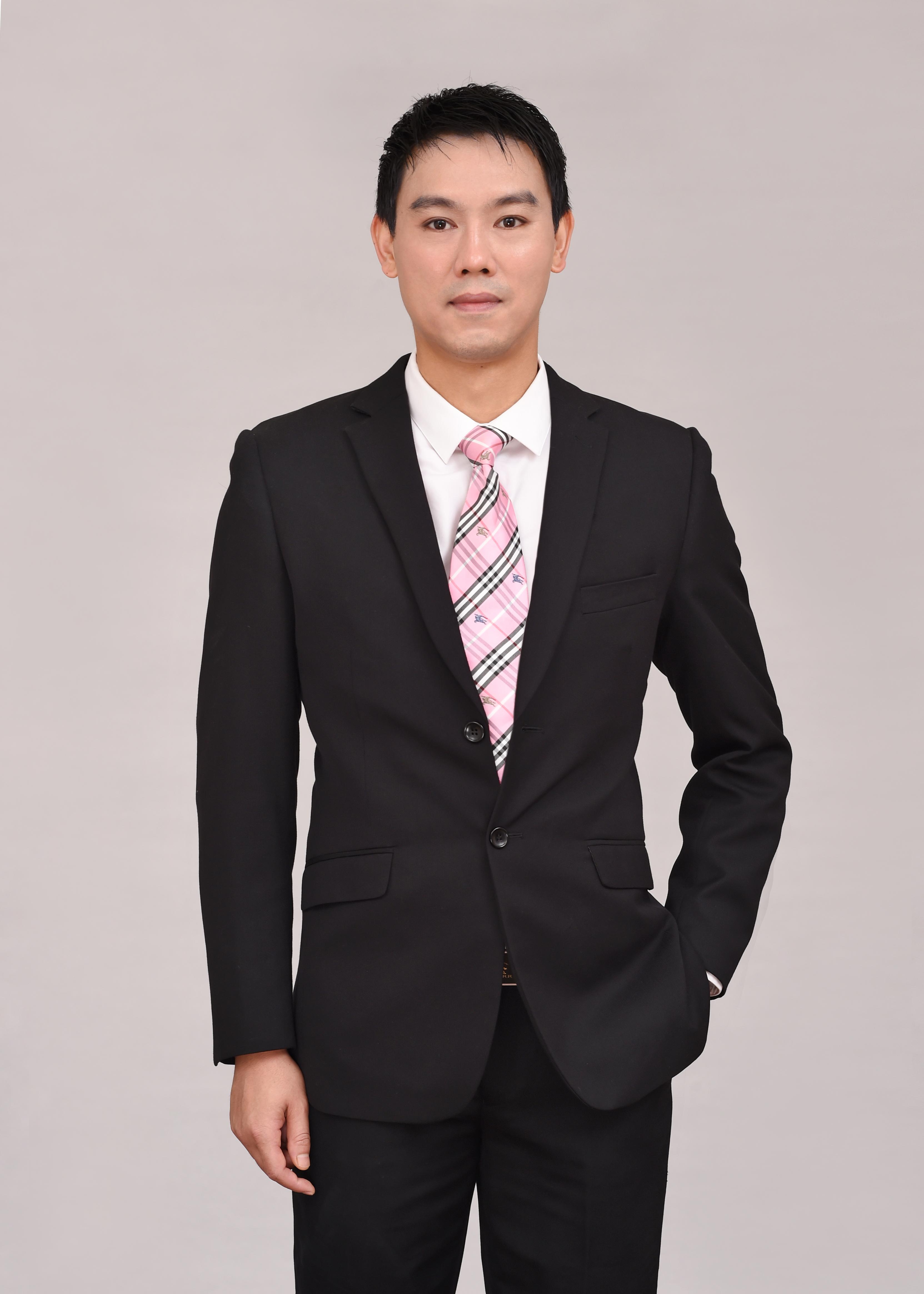 刘贤芝 调色与视觉增强负责人